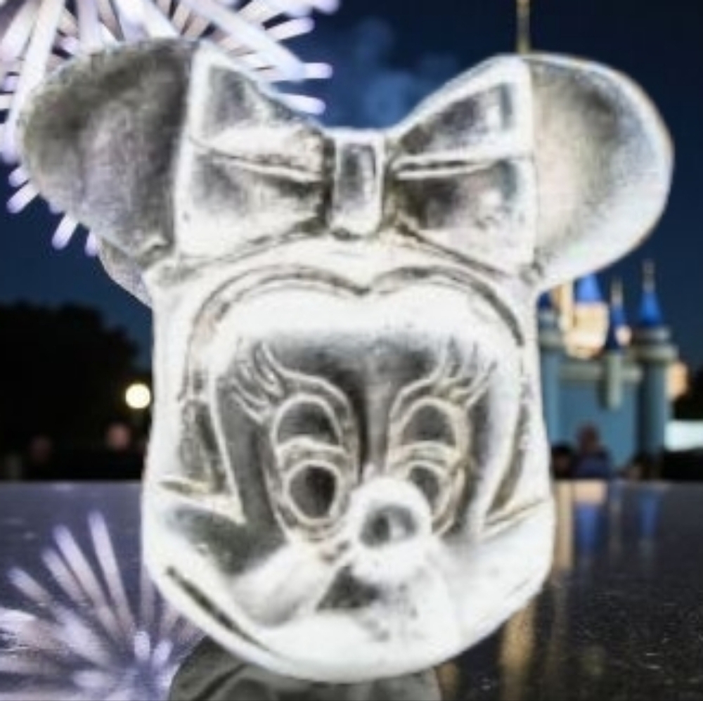 Chamilia Disney Minnie Mouse .925 Sterling Silver Charm - Pandora Compatible